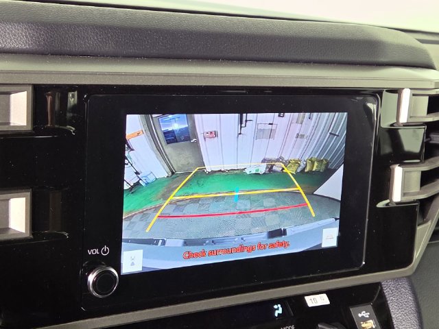 New 2026 Toyota Tundra SR5 w/ SR5 Convenience Package AWD/4WD image 19
