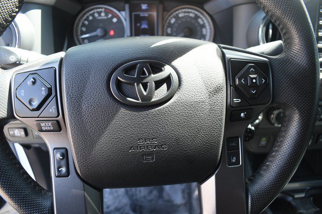 Certified 2022 Toyota Tacoma TRD Off-Road w/ Technology Package AWD/4WD image 30