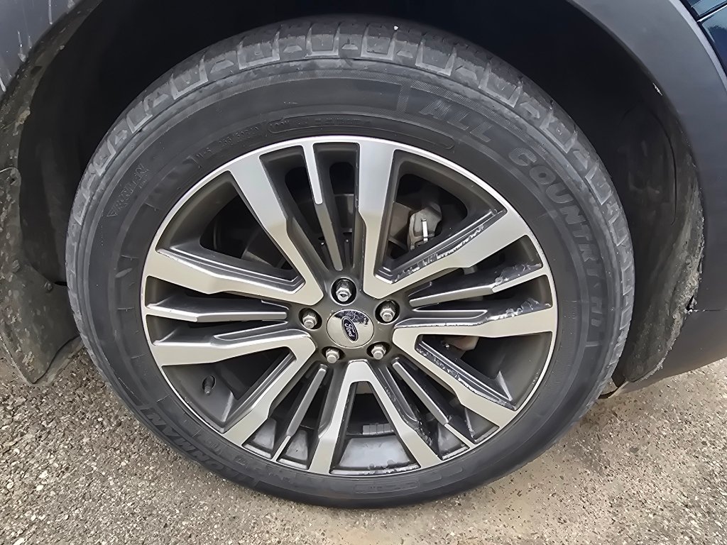 Used 2017 Ford Explorer Platinum AWD/4WD image 21