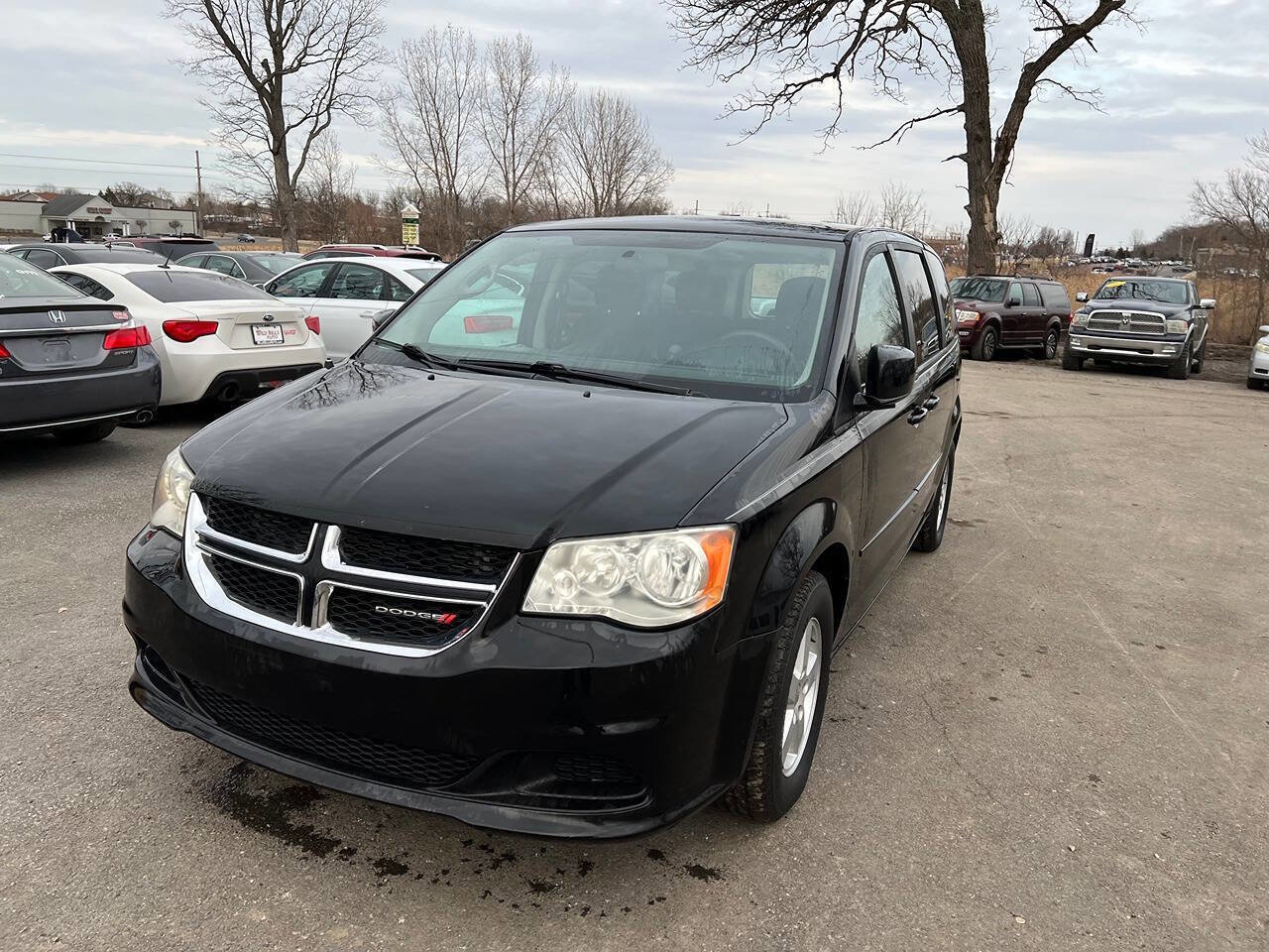 Used 2012 Dodge Grand Caravan SE