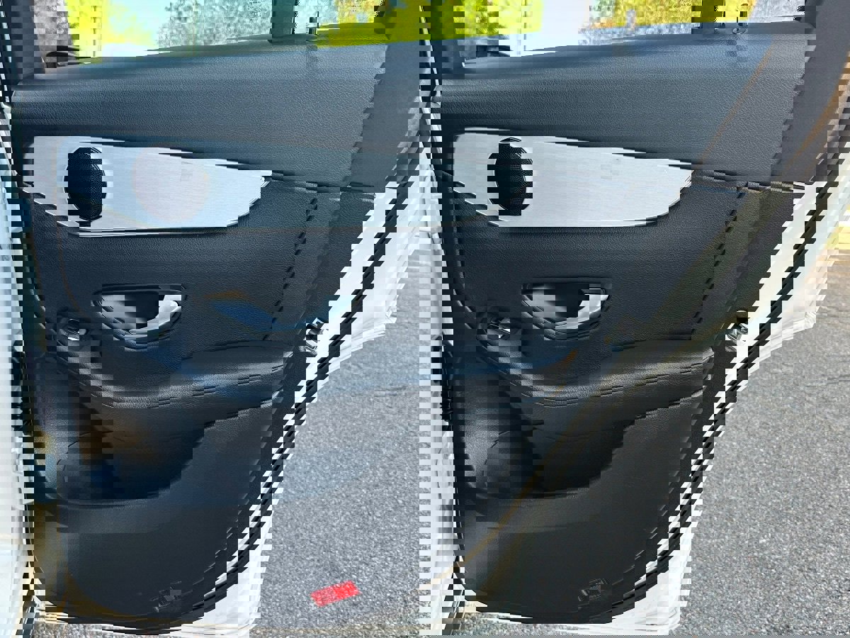 Used 2021 Mercedes-Benz GLC 300 image 43