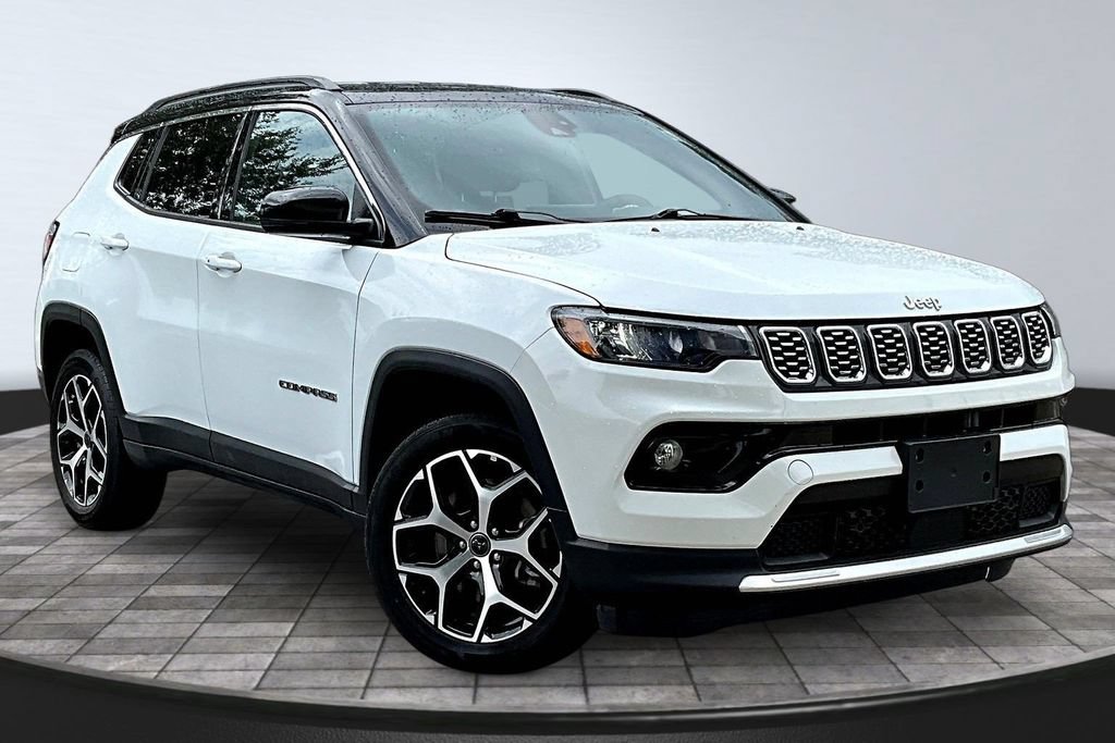 Used 2025 Jeep Compass Limited AWD/4WD image 3