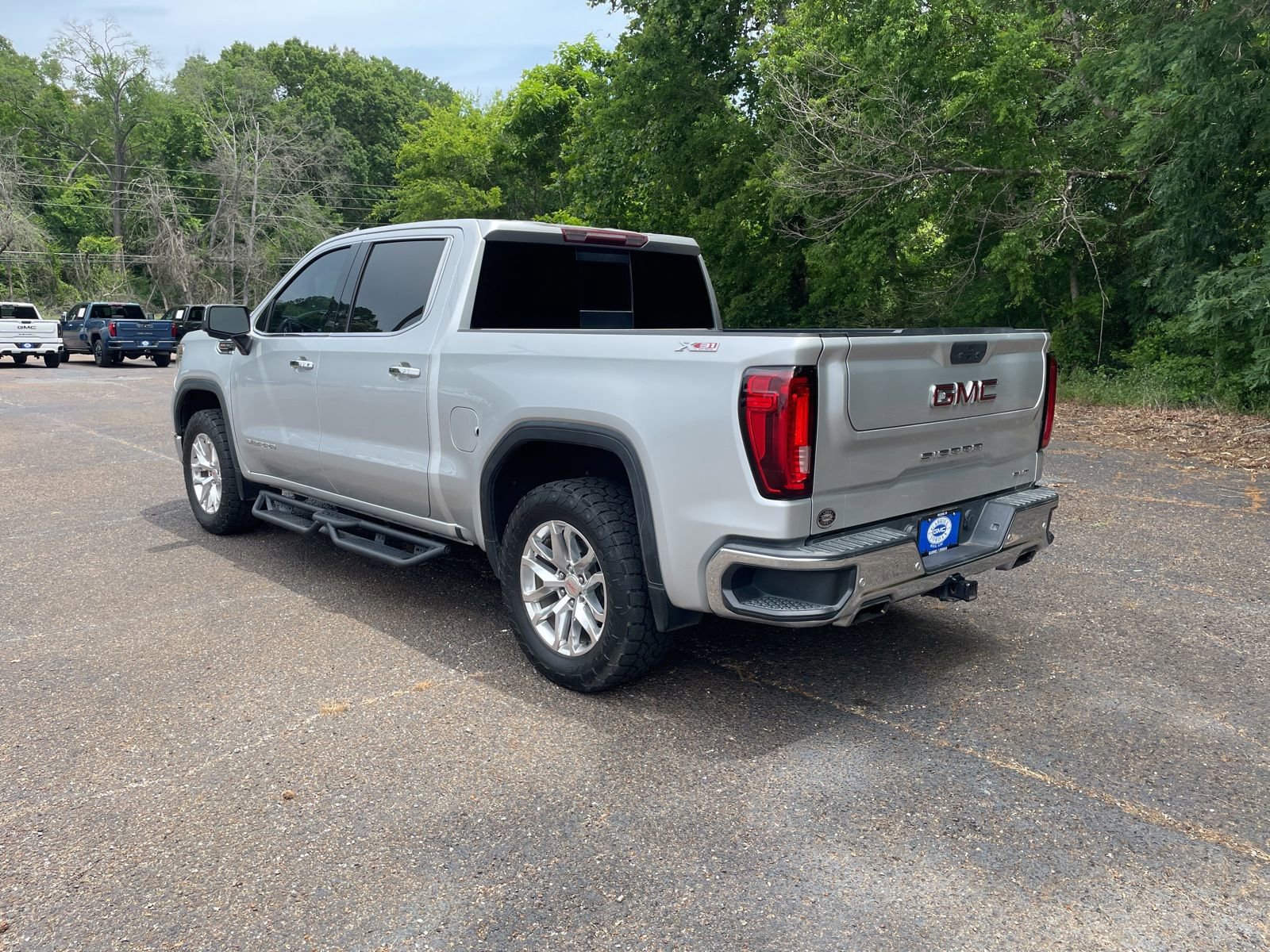 Used 2020 GMC Sierra 1500 SLT AWD/4WD image 3