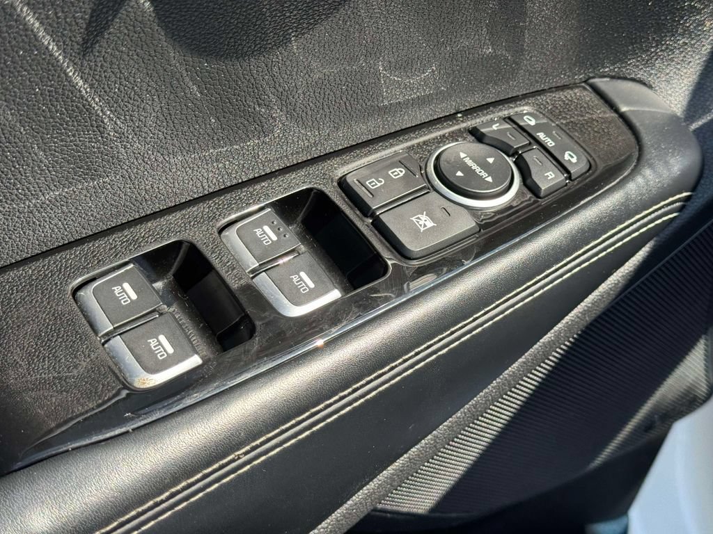 Used 2016 Kia Sorento SX w/ SXL Technology Package AWD/4WD image 15