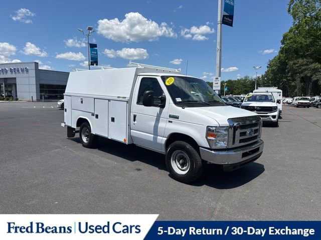 Used 2019 Ford E-350 and Econoline 350 Super Duty w/ Power Windows & Locks Group