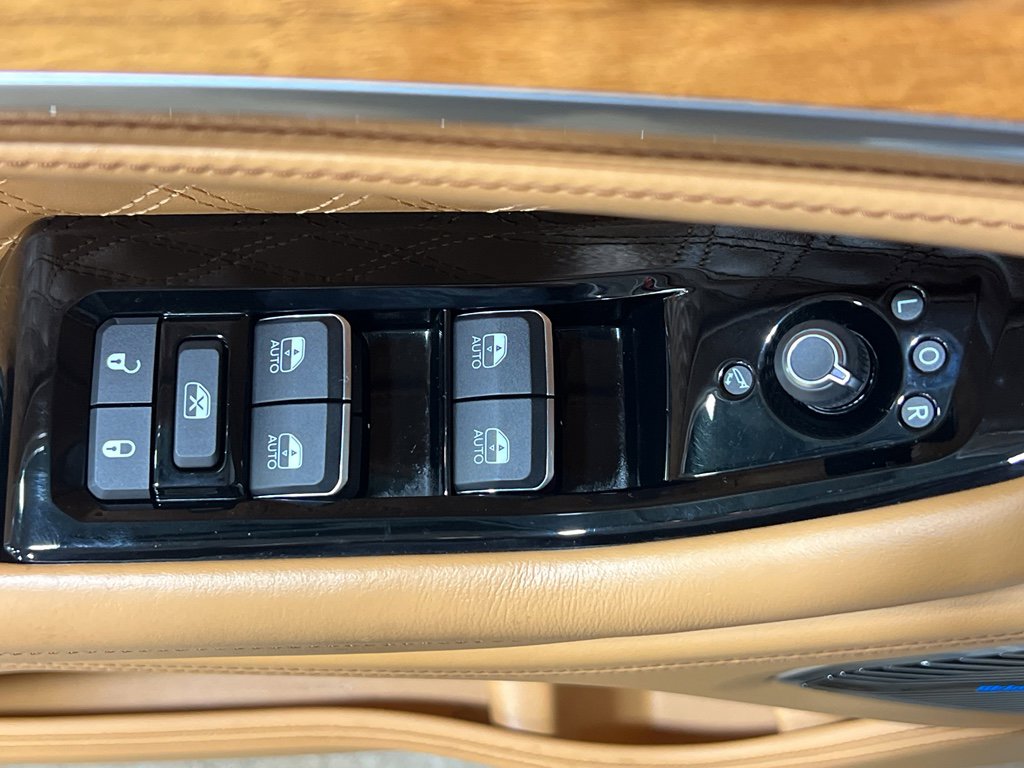 Used 2021 Jeep Grand Cherokee L Summit image 10