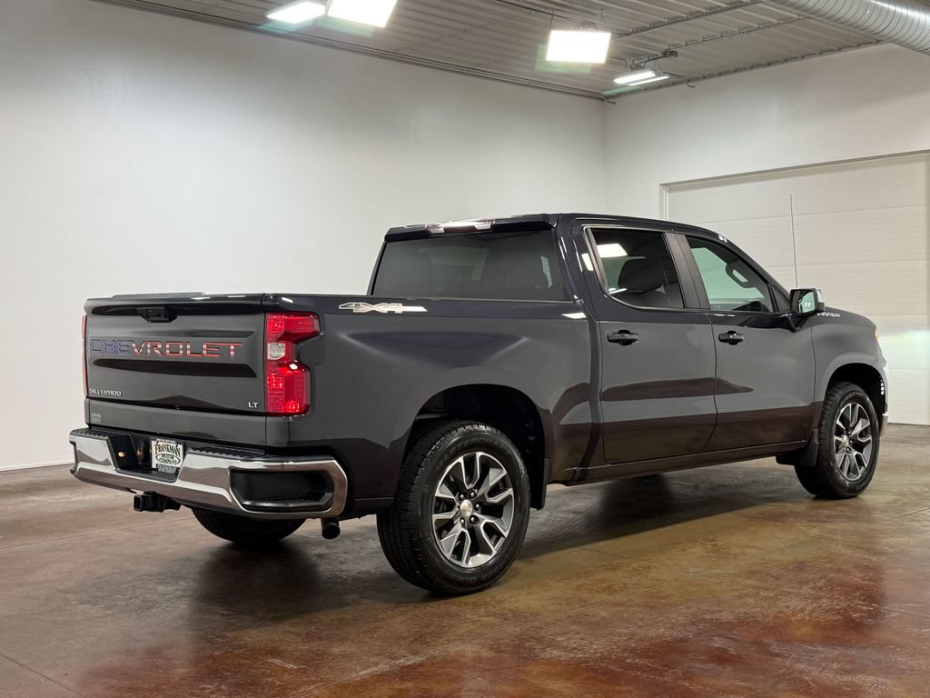 Used 2023 Chevrolet Silverado 1500 LT AWD/4WD image 4
