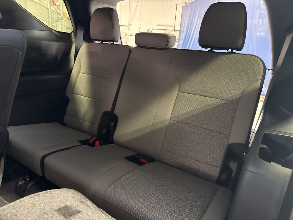 New 2027 Chevrolet Traverse LT AWD/4WD image 37