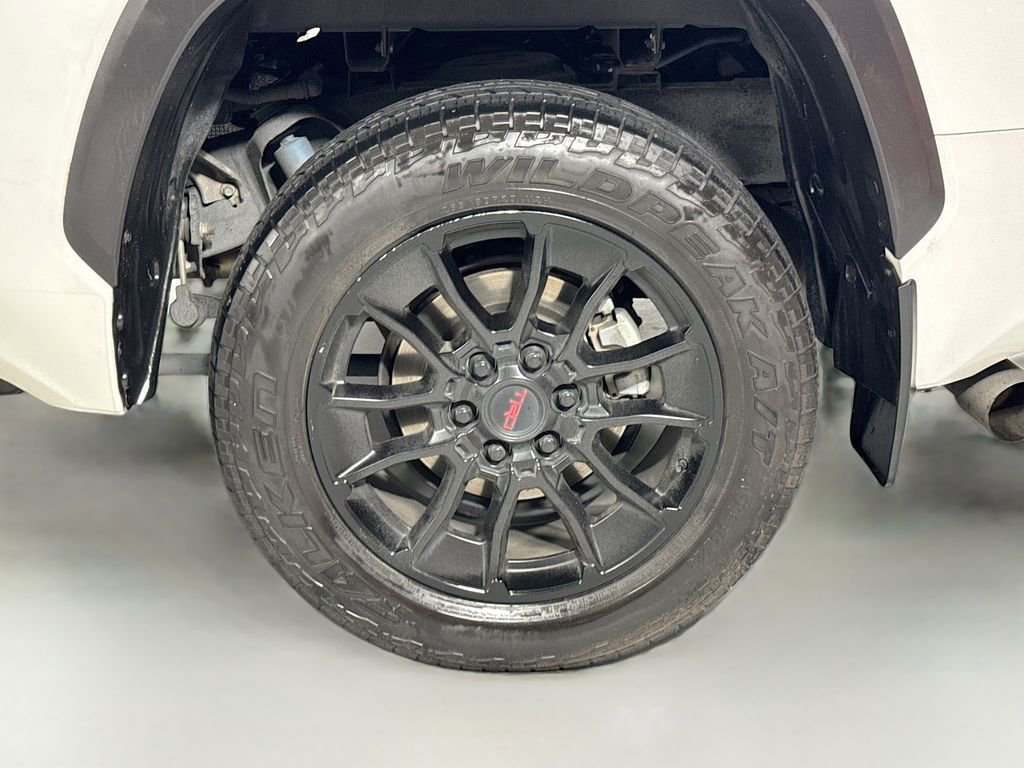 Used 2023 Toyota Tundra Limited w/ TRD Off-Road Package AWD/4WD image 11