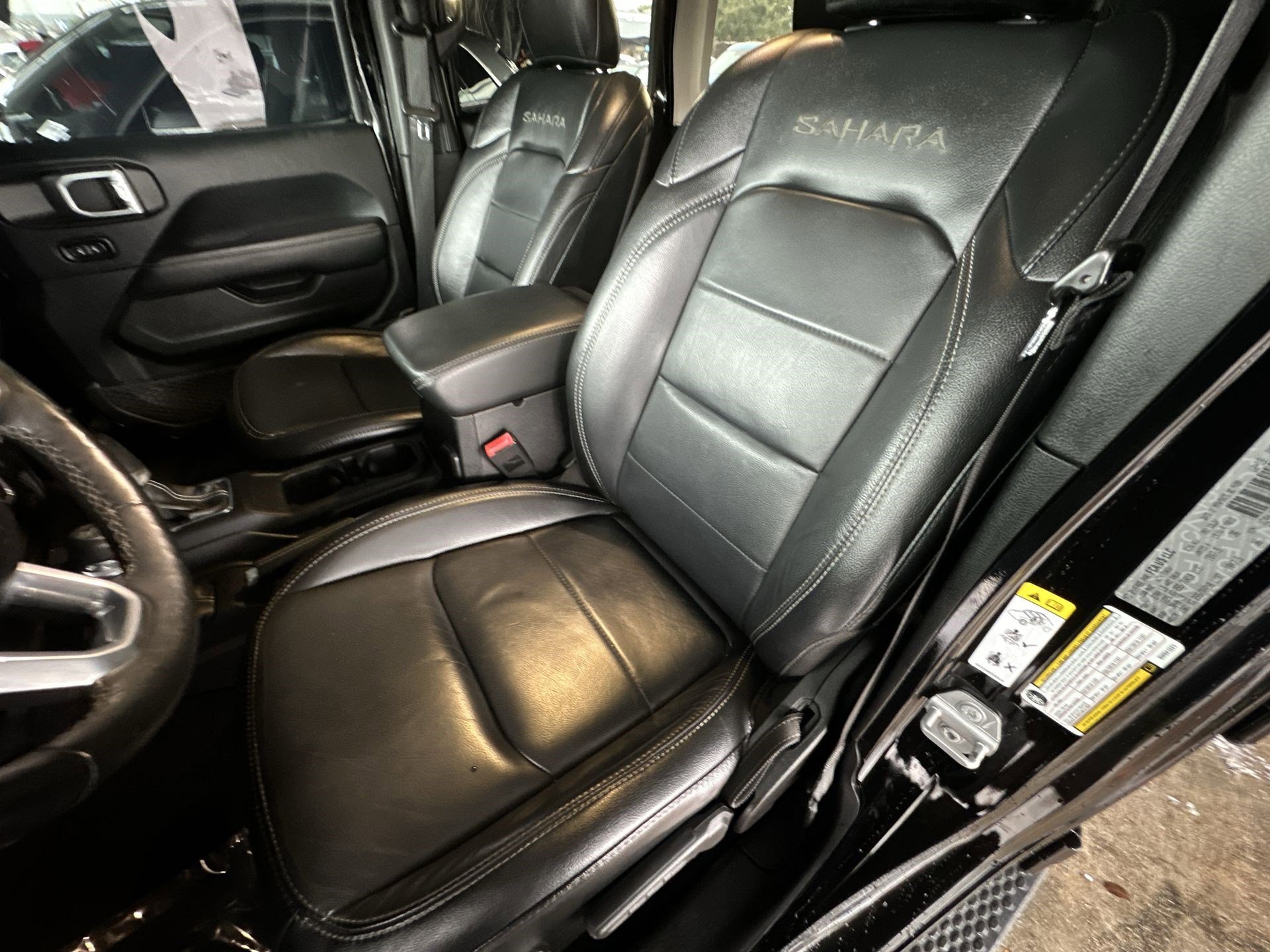 Used 2019 Jeep Wrangler Unlimited Sahara w/ Uconnect 4C Nav & Sound Group image 13