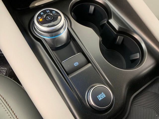 Used 2025 Ford Explorer Active w/ Active Comfort Package image 17