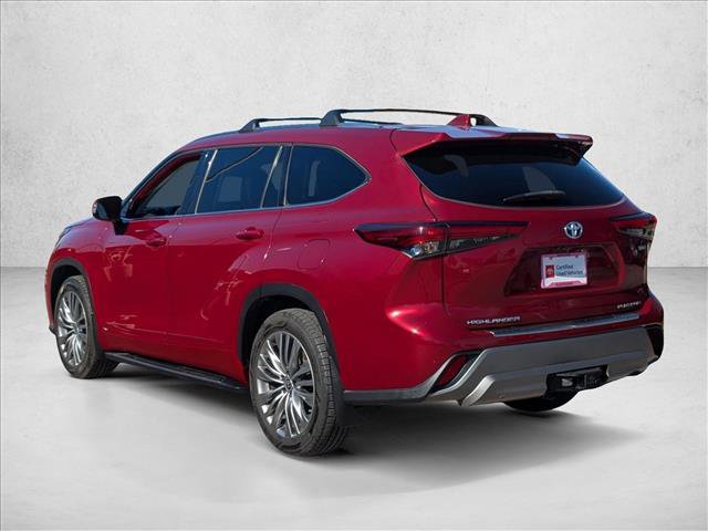 Certified 2022 Toyota Highlander Platinum image 8