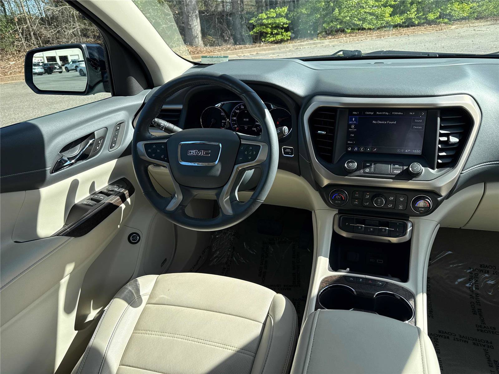Used 2021 GMC Acadia Denali w/ Denali Technology Package FWD image 14