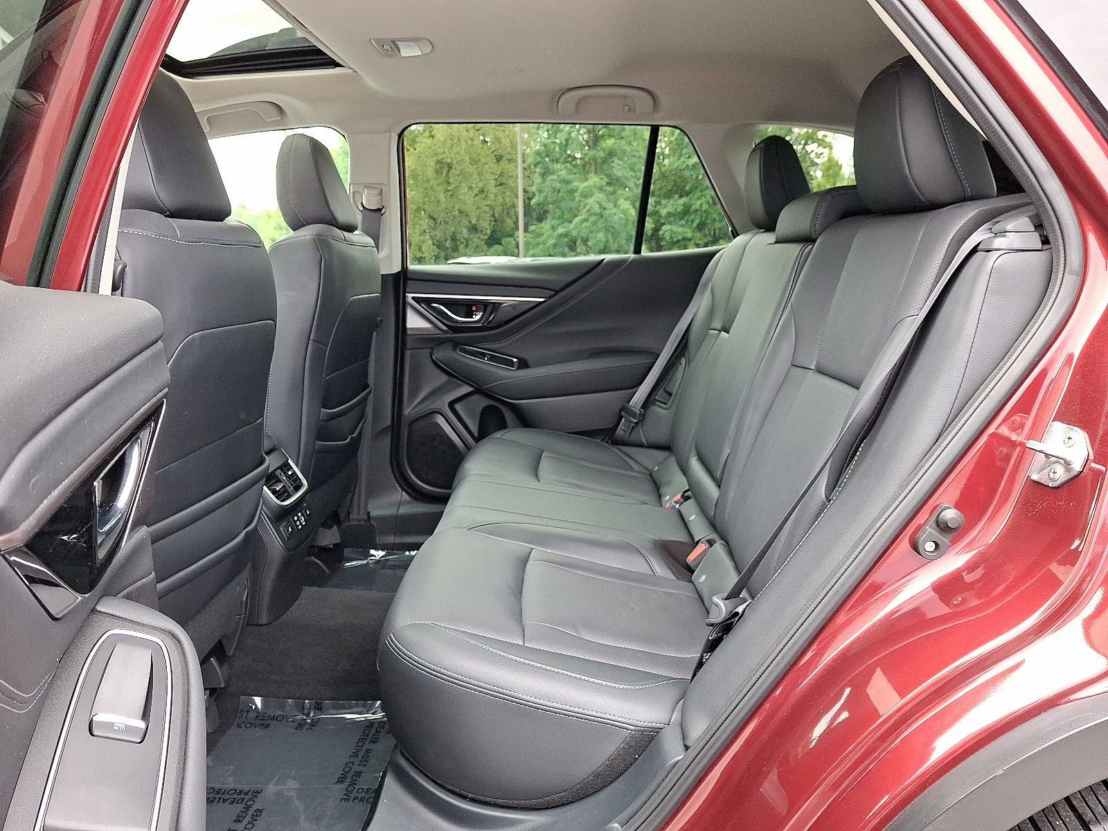 Used 2023 Subaru Outback Limited AWD/4WD image 10