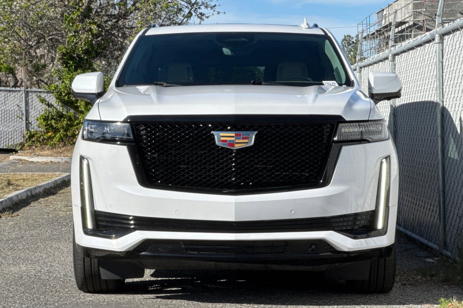 Used 2022 Cadillac Escalade ESV Sport Platinum w/ Heavy-Duty Trailer Package image 9