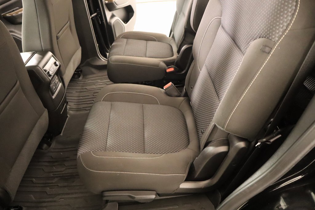 Used 2023 GMC Acadia SLE w/ Driver Convenience Package image 12