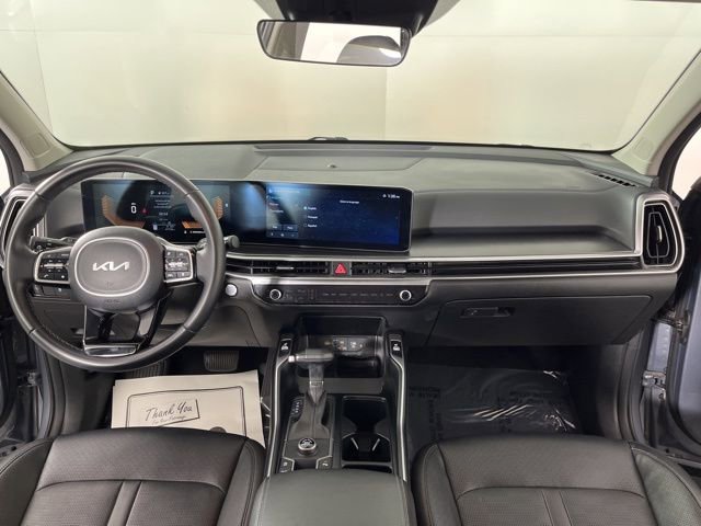 Used 2024 Kia Sorento S image 41