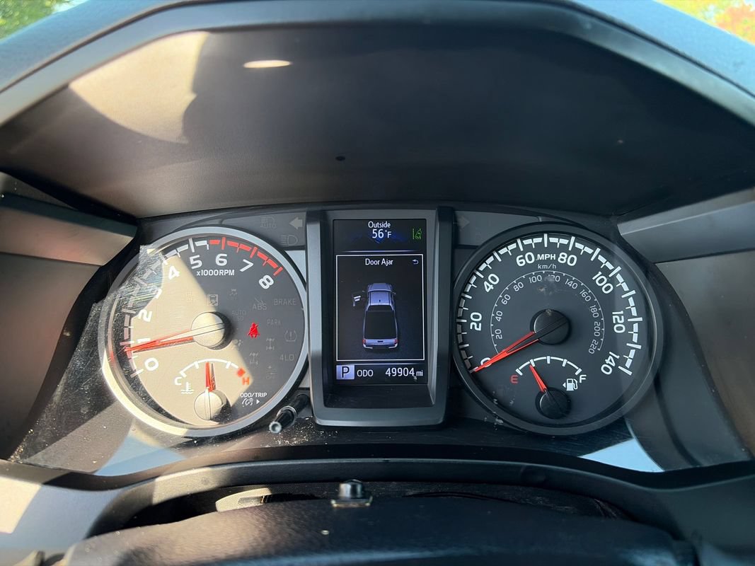 Used 2020 Toyota Tacoma SR AWD/4WD image 18