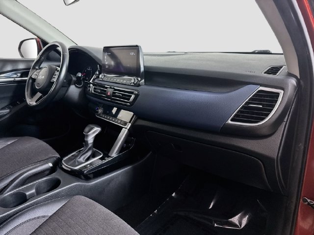 Used 2022 Kia Seltos S FWD image 29