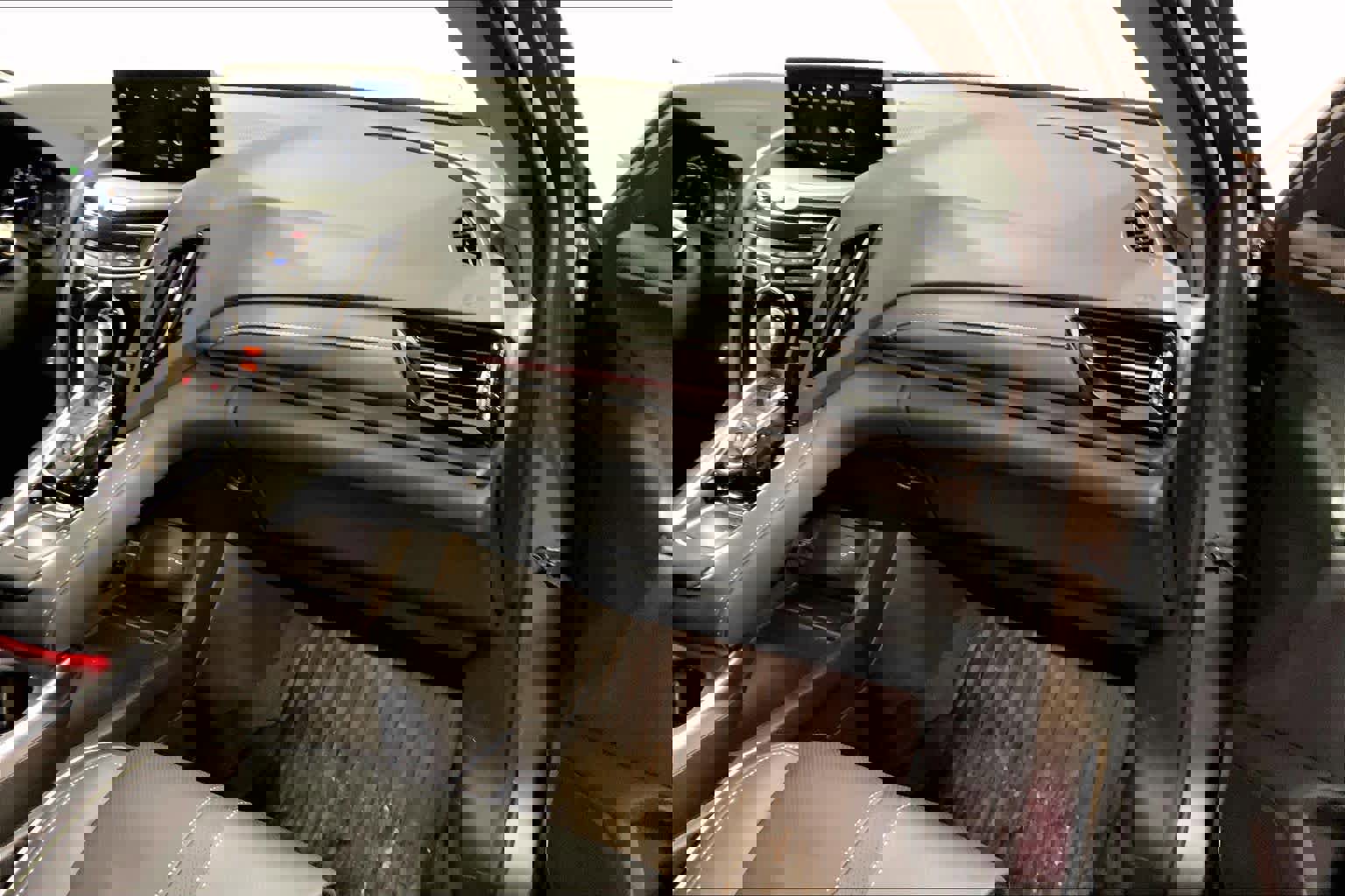 Used 2025 Acura RDX SH-AWD w/ Advance Package image 19