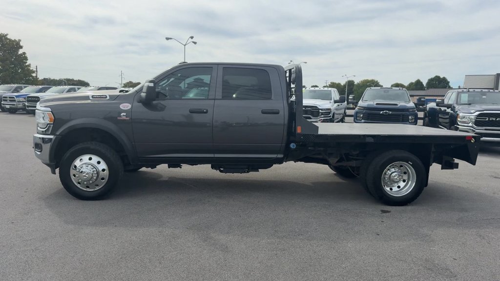 Used 2024 RAM 4500 Tradesman w/ Chrome Appearance Group AWD/4WD image 3