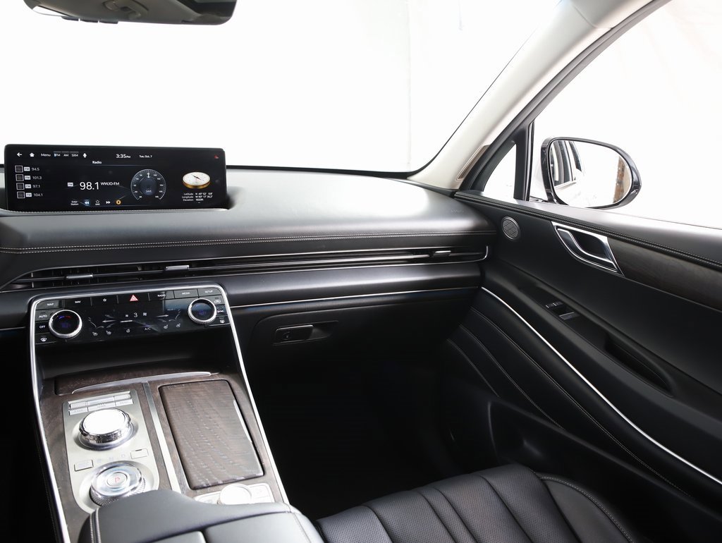 Used 2024 Genesis GV80 3.5T image 16