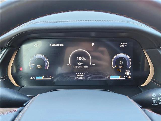 Used 2023 Jeep Grand Cherokee Summit w/ Luxury Tech Group V AWD/4WD image 11