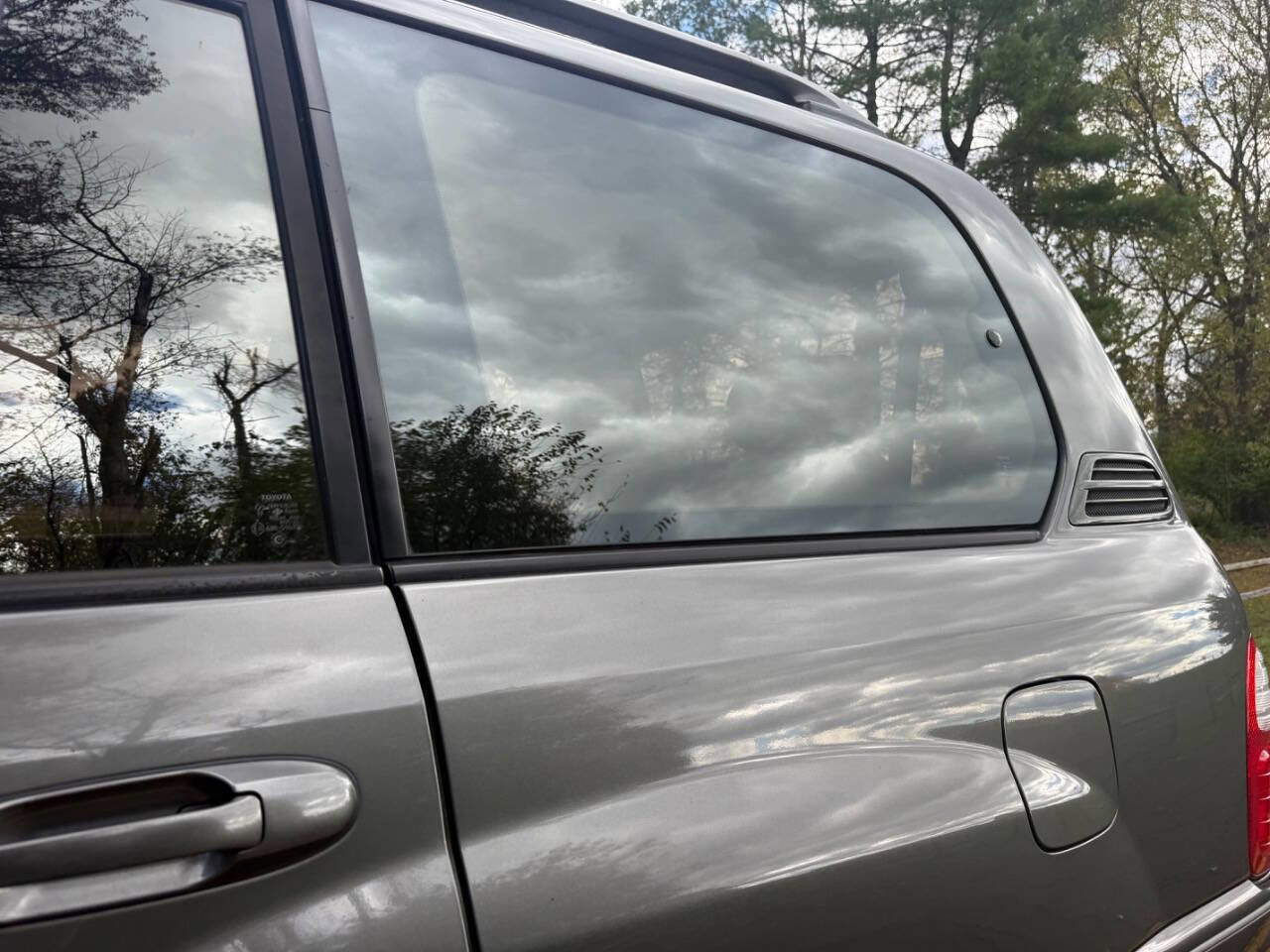 Used 2000 Lexus LX 470 4WD image 26