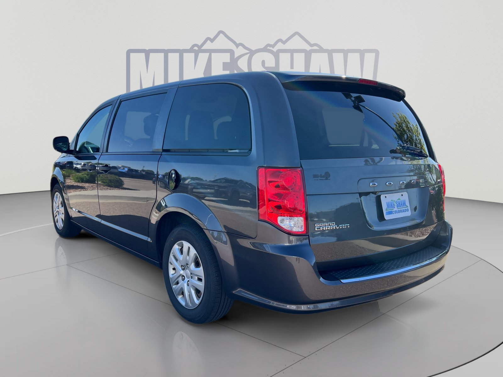 Used 2020 Dodge Grand Caravan SE w/ UConnect Hands-Free Group FWD image 12