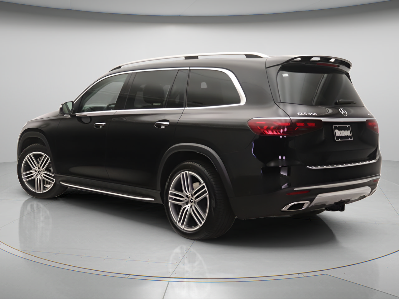 New 2026 Mercedes-Benz GLS 450 4MATIC image 2