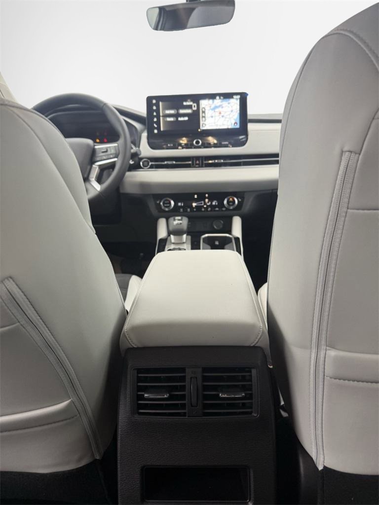 New 2025 Mitsubishi Outlander SE image 34