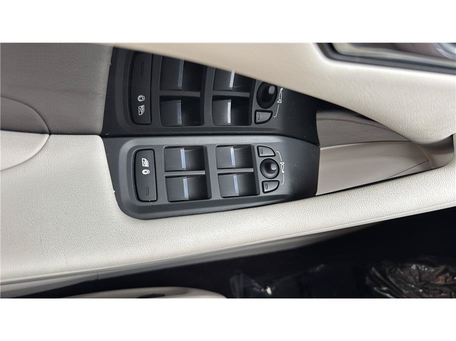 Used 2020 Jaguar I-PACE S AWD/4WD image 32