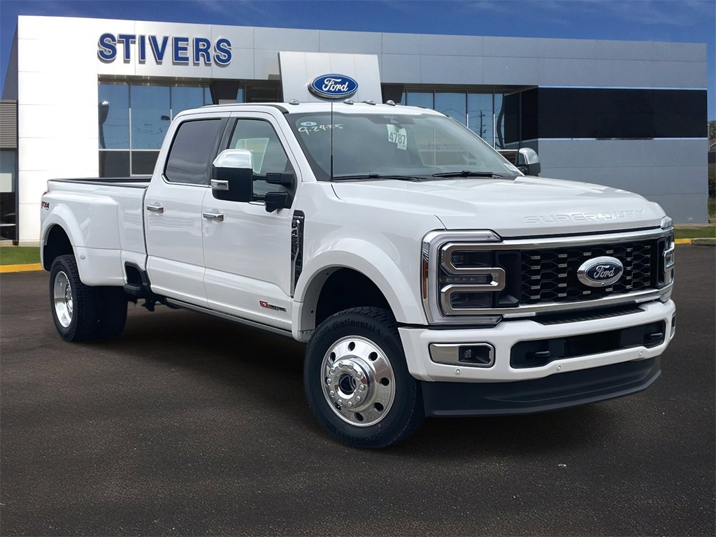 New 2026 Ford F450 Platinum w/ Platinum Plus Package
