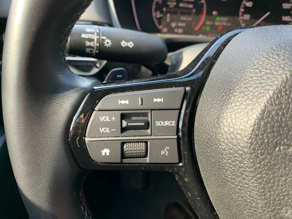 Used 2025 Honda Civic Sport image 37