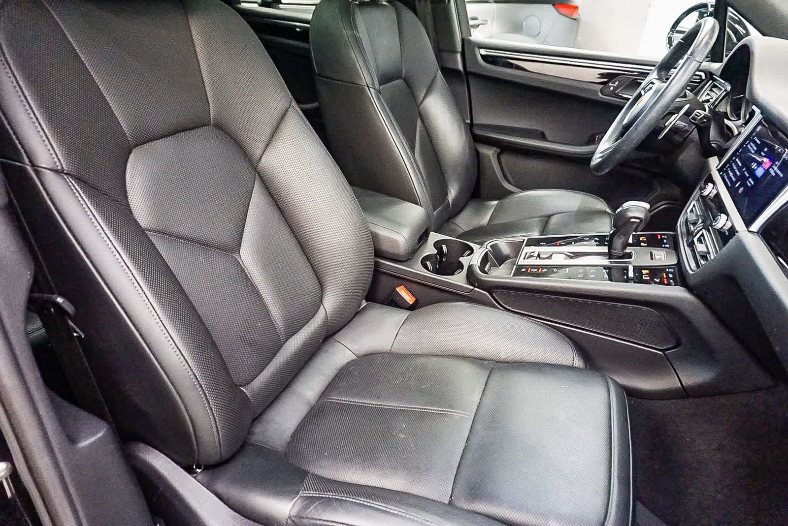 Used 2023 Porsche Macan S image 17