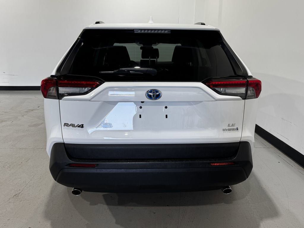 Used 2021 Toyota RAV4 LE AWD/4WD image 25