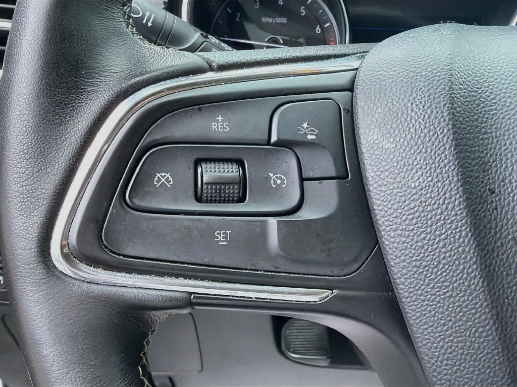 Used 2023 Buick Encore GX Select FWD image 35