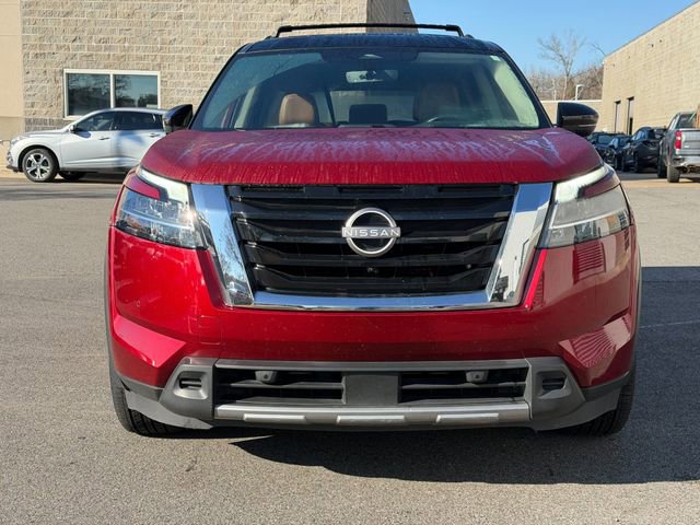 Used 2023 Nissan Pathfinder Platinum w/ Cargo Package image 8