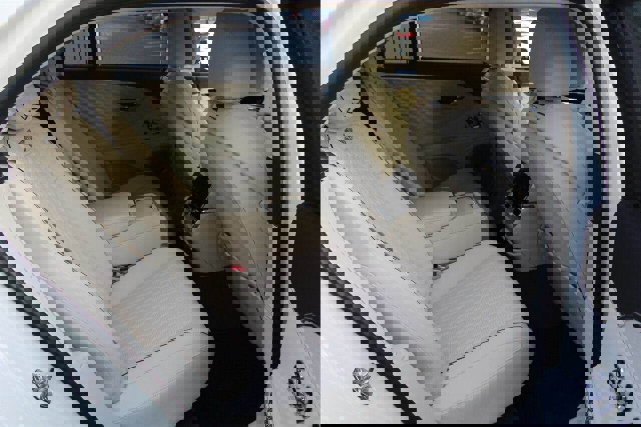 Used 2021 Bentley Flying Spur W12 image 33