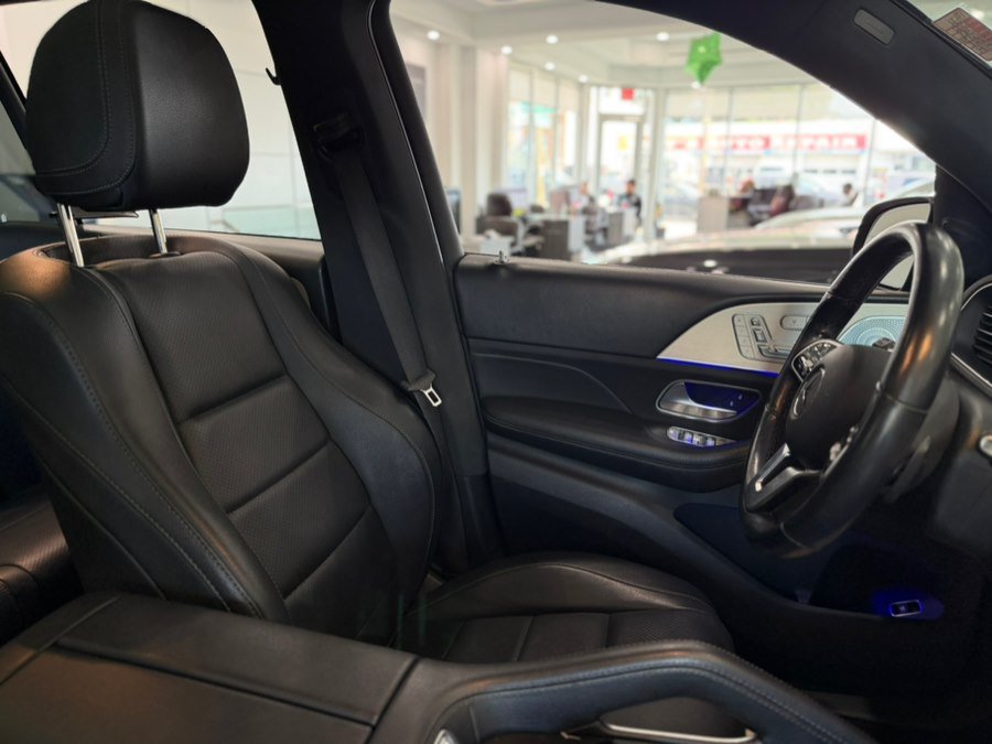 Used 2022 Mercedes-Benz GLE 350 w/ AMG Line Exterior image 21