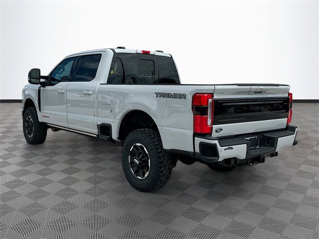 New 2026 Ford F250 4x4 Crew Cab Super Duty image 4