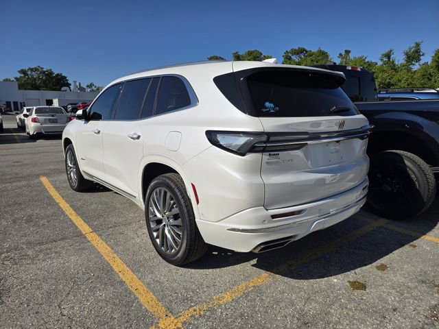 Used 2025 Buick Enclave Avenir w/ Super Cruise Package FWD image 9