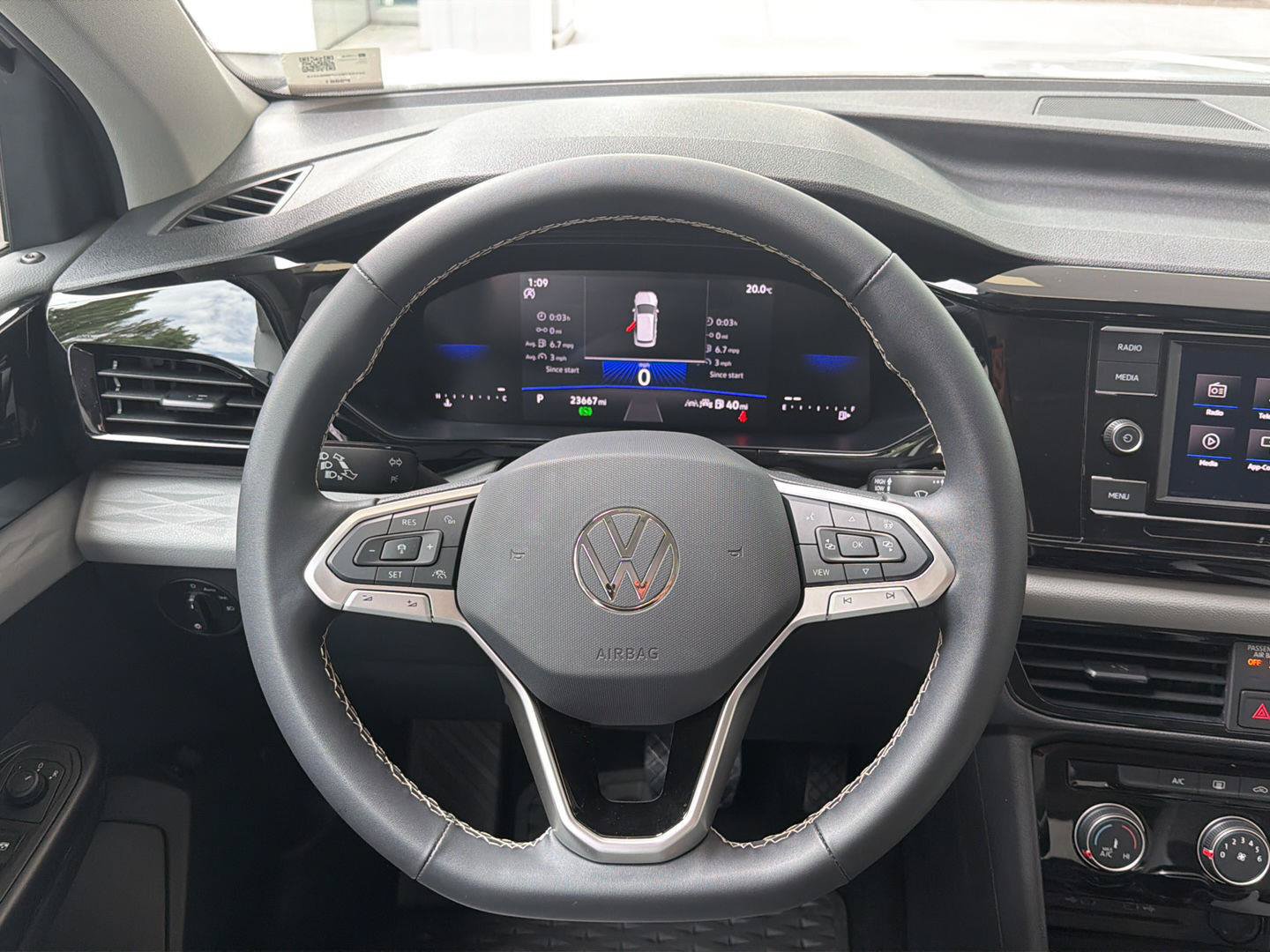 Certified 2024 Volkswagen Taos S FWD image 18