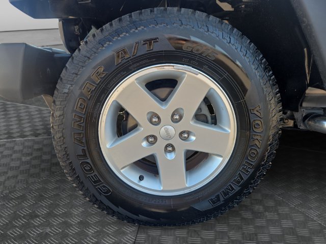 Used 2014 Jeep Wrangler Sport w/ Quick Order Package 24S AWD/4WD image 29