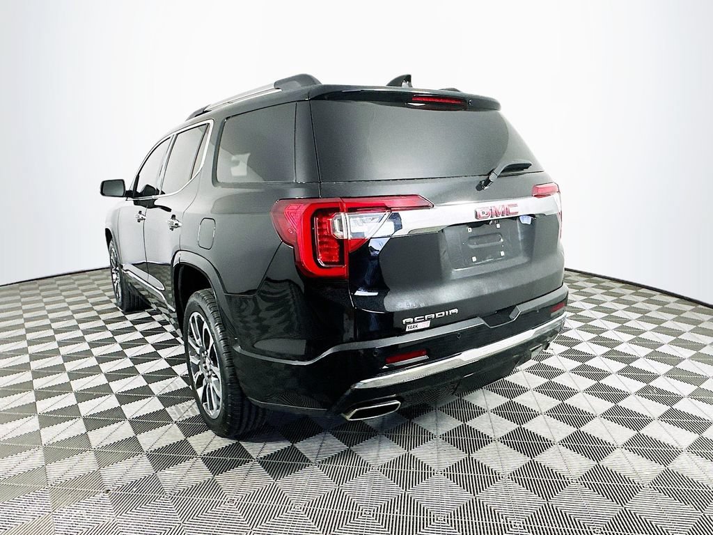 Used 2020 GMC Acadia Denali w/ Technology Package FWD image 9
