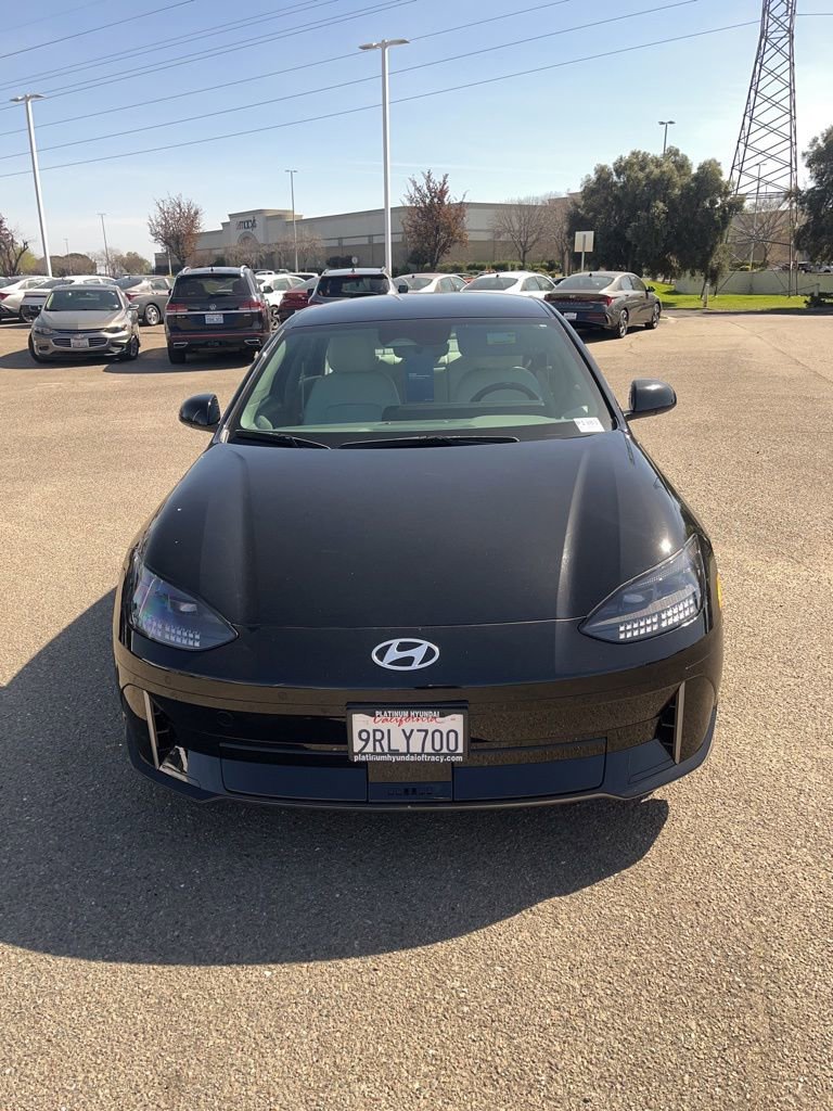 Used 2023 Hyundai Ioniq 6 SEL image 2