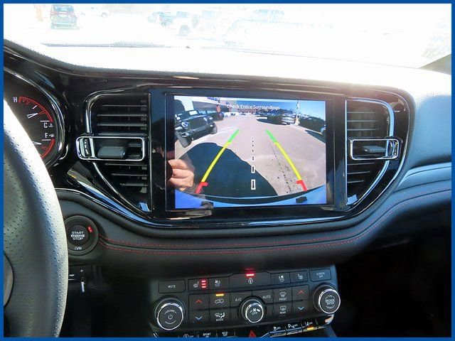 Certified 2025 Dodge Durango GT image 3