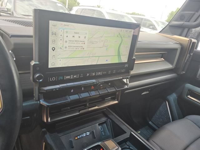 Used 2025 GMC Hummer EV 2X w/ LPO, Sport Package AWD/4WD image 4