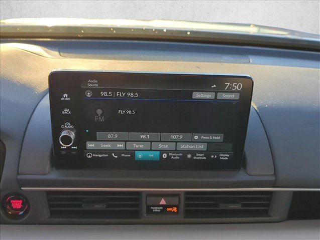 Used 2024 Honda Pilot Elite image 21
