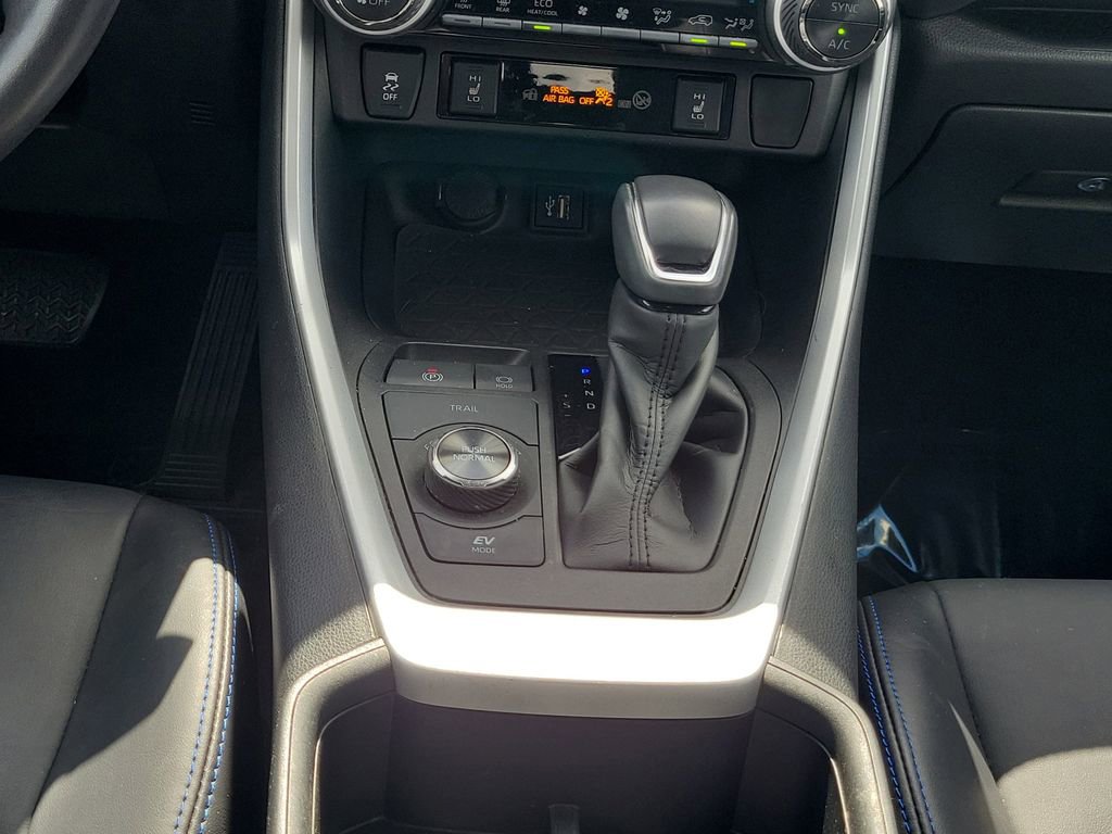 Certified 2023 Toyota RAV4 XSE image 19